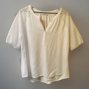 Retrology White Split V-Neck Blouse with Lace Eyelet Sleeves - Size L Boho